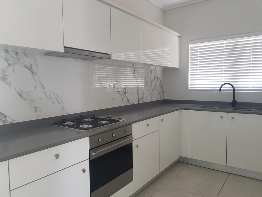 To Let 2 Bedroom Property for Rent in The Polofields Gauteng