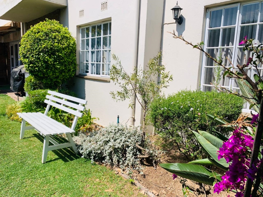 To Let 3 Bedroom Property for Rent in Sandown Gauteng