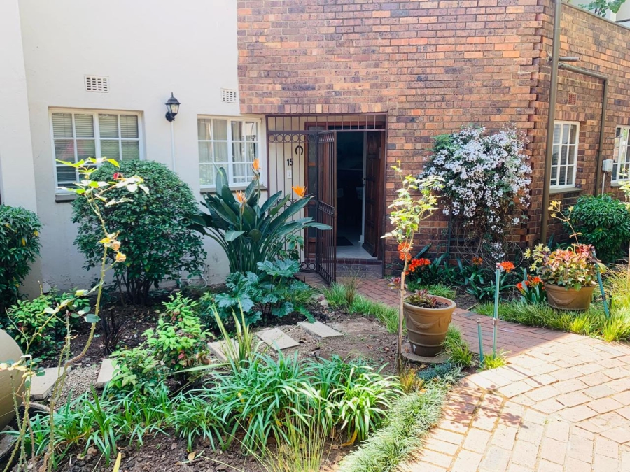 To Let 3 Bedroom Property for Rent in Sandown Gauteng