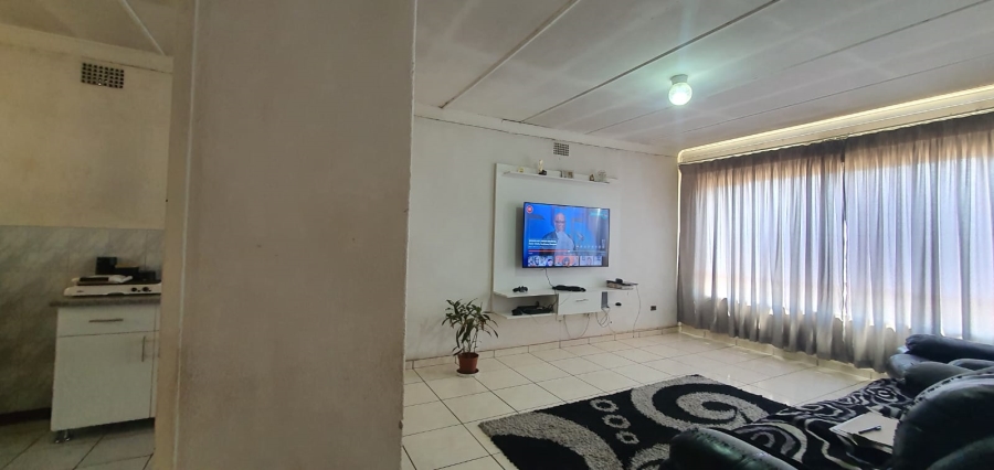 2 Bedroom Property for Sale in Elsburg Gauteng