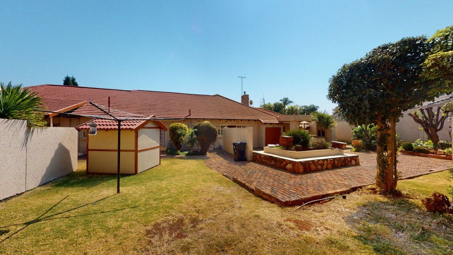 10 Bedroom Property for Sale in Bedfordview Gauteng