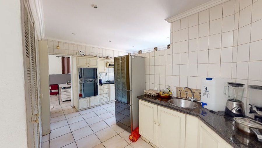 10 Bedroom Property for Sale in Bedfordview Gauteng