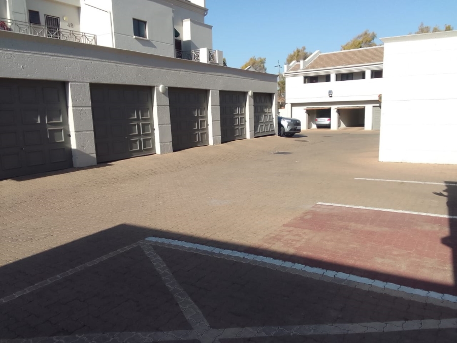 To Let 2 Bedroom Property for Rent in Morningside Gauteng