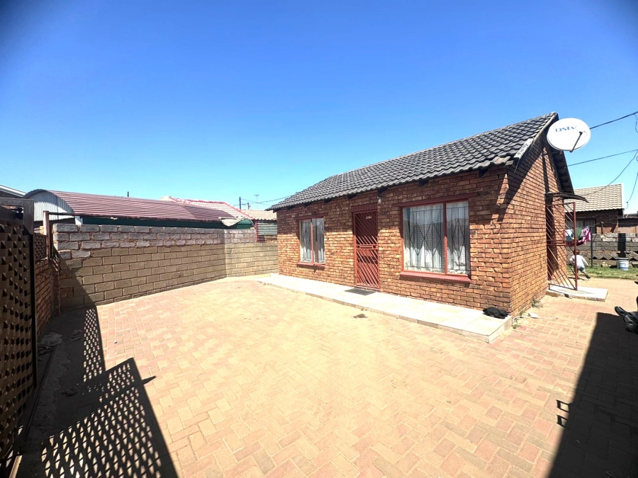 2 Bedroom Property for Sale in Tsakane Ext 11 Gauteng