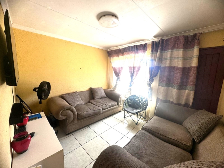 2 Bedroom Property for Sale in Tsakane Ext 11 Gauteng