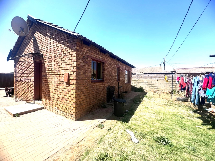 2 Bedroom Property for Sale in Tsakane Ext 11 Gauteng