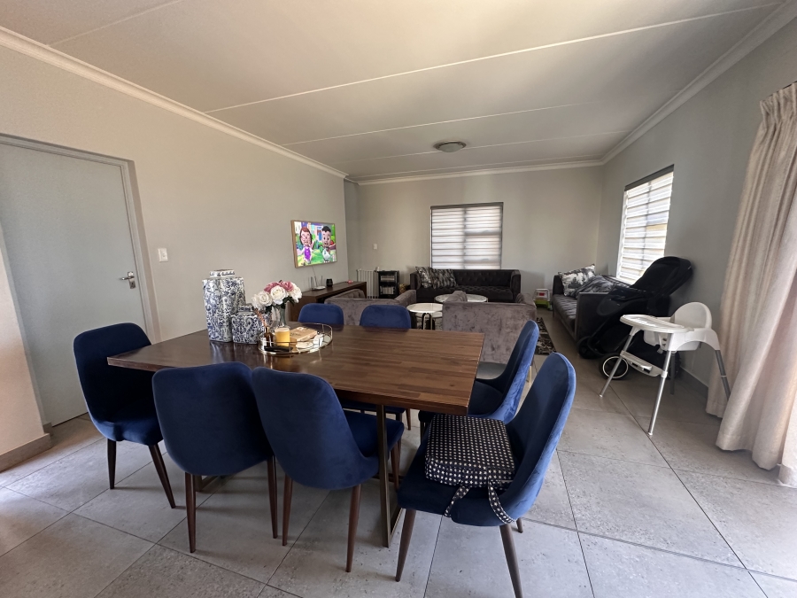 3 Bedroom Property for Sale in Thatchfield Ridge Gauteng