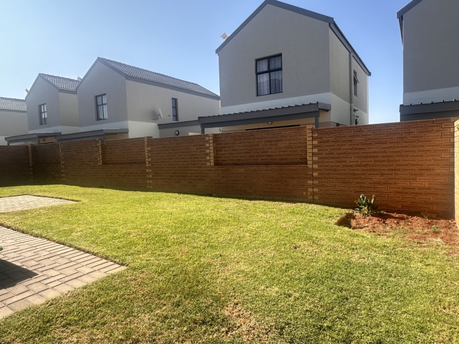 3 Bedroom Property for Sale in Thatchfield Ridge Gauteng