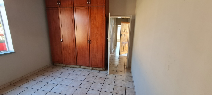 To Let 1 Bedroom Property for Rent in Dalview Gauteng