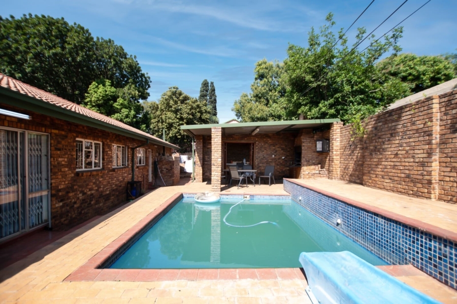 3 Bedroom Property for Sale in Magalieskruin Gauteng