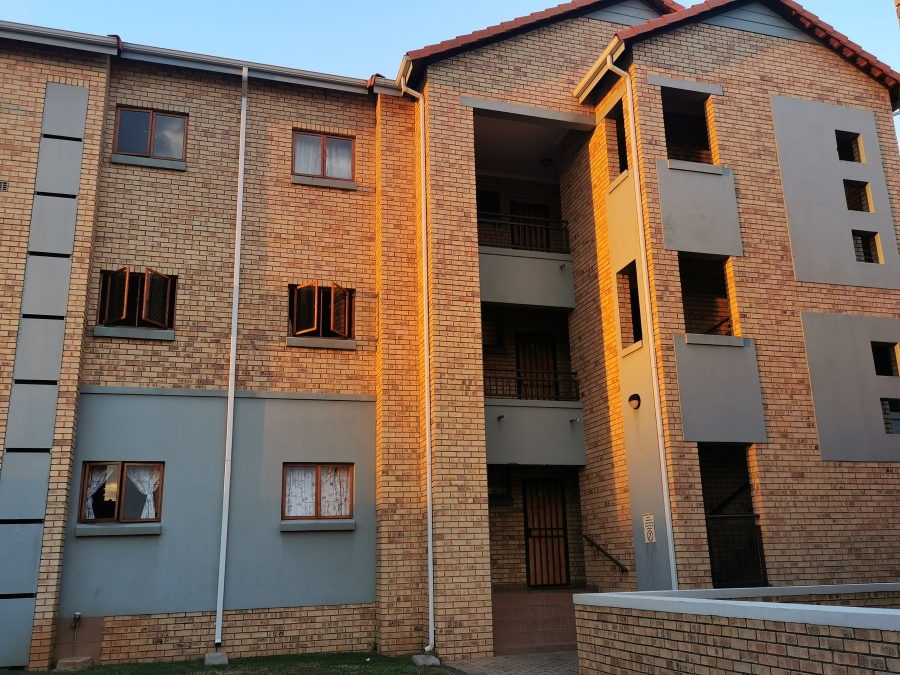 To Let 2 Bedroom Property for Rent in Randpark Ridge Gauteng