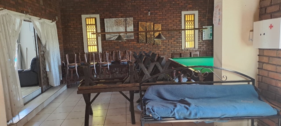 14 Bedroom Property for Sale in Cloverdene Gauteng