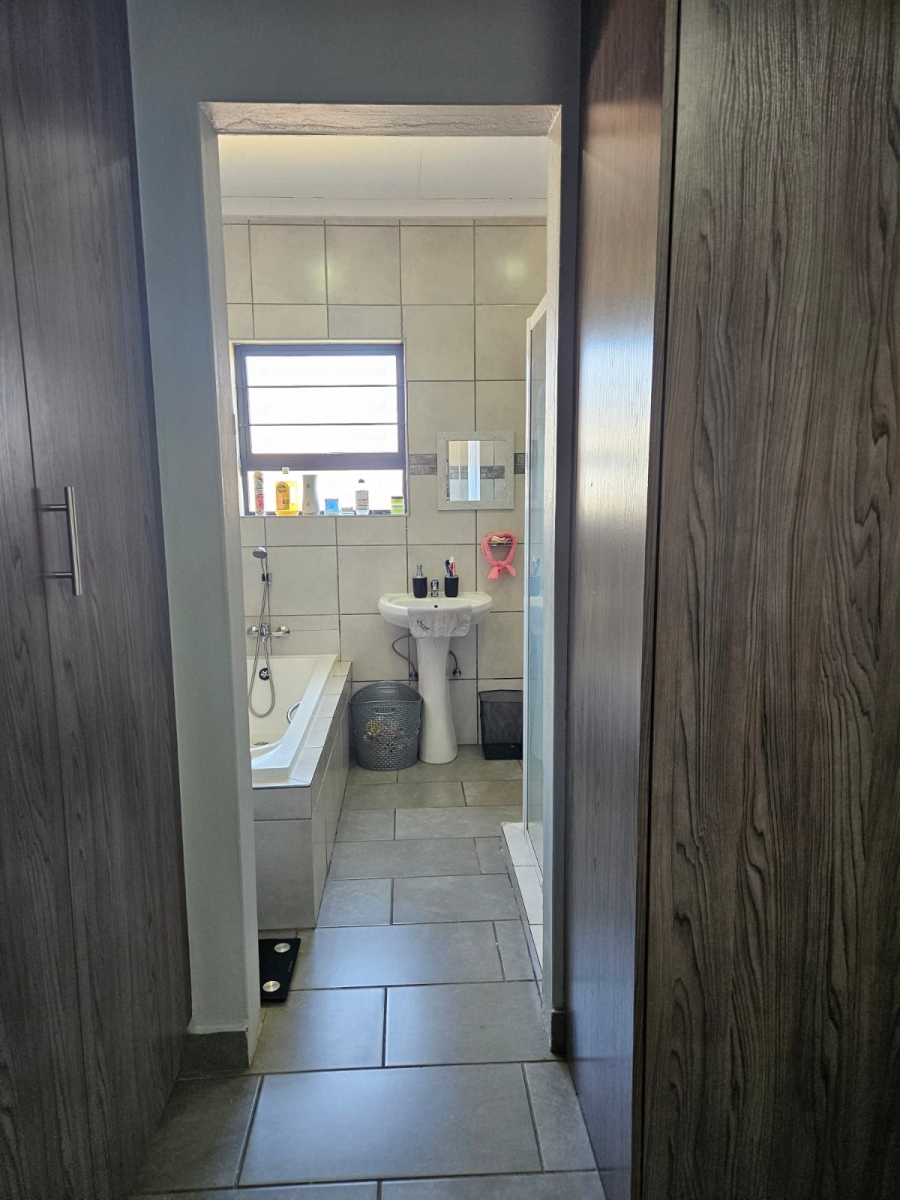 3 Bedroom Property for Sale in Riversdale Gauteng