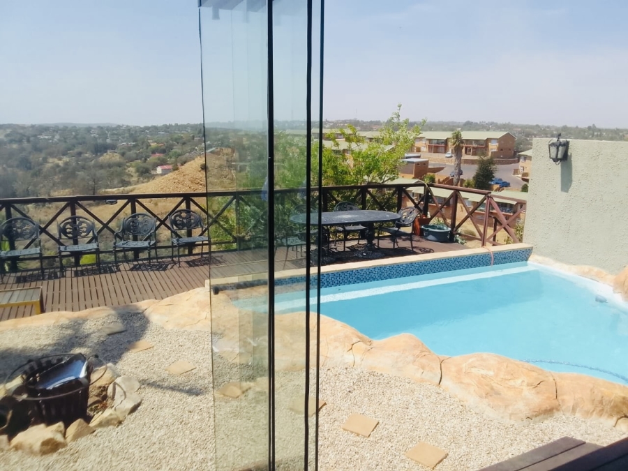 2 Bedroom Property for Sale in Rant En Dal Gauteng