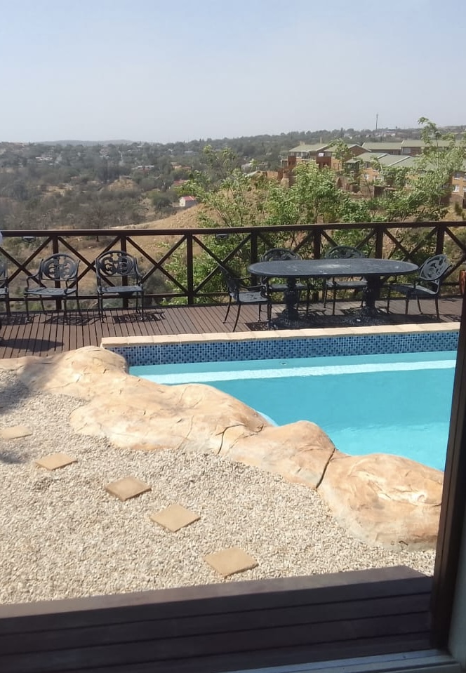 2 Bedroom Property for Sale in Rant En Dal Gauteng