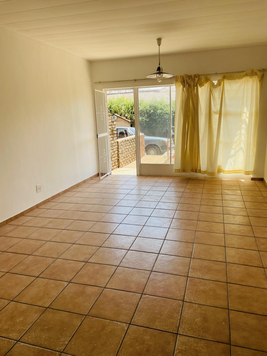 3 Bedroom Property for Sale in Wentworth Park Gauteng