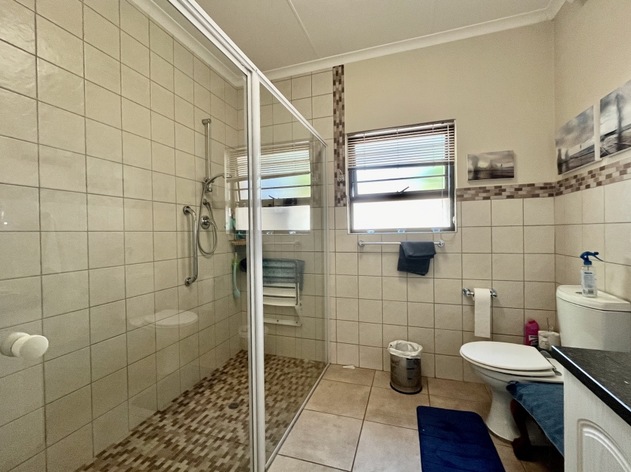 3 Bedroom Property for Sale in The Retreat Gauteng