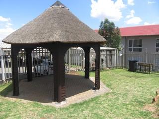 2 Bedroom Property for Sale in South Crest Gauteng