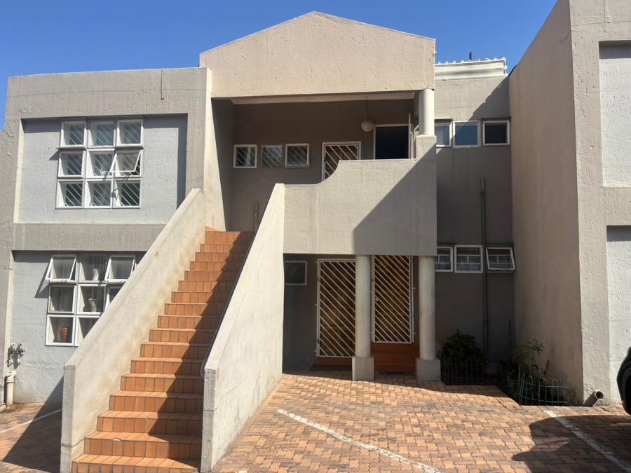 3 Bedroom Property for Sale in Oakdene Gauteng