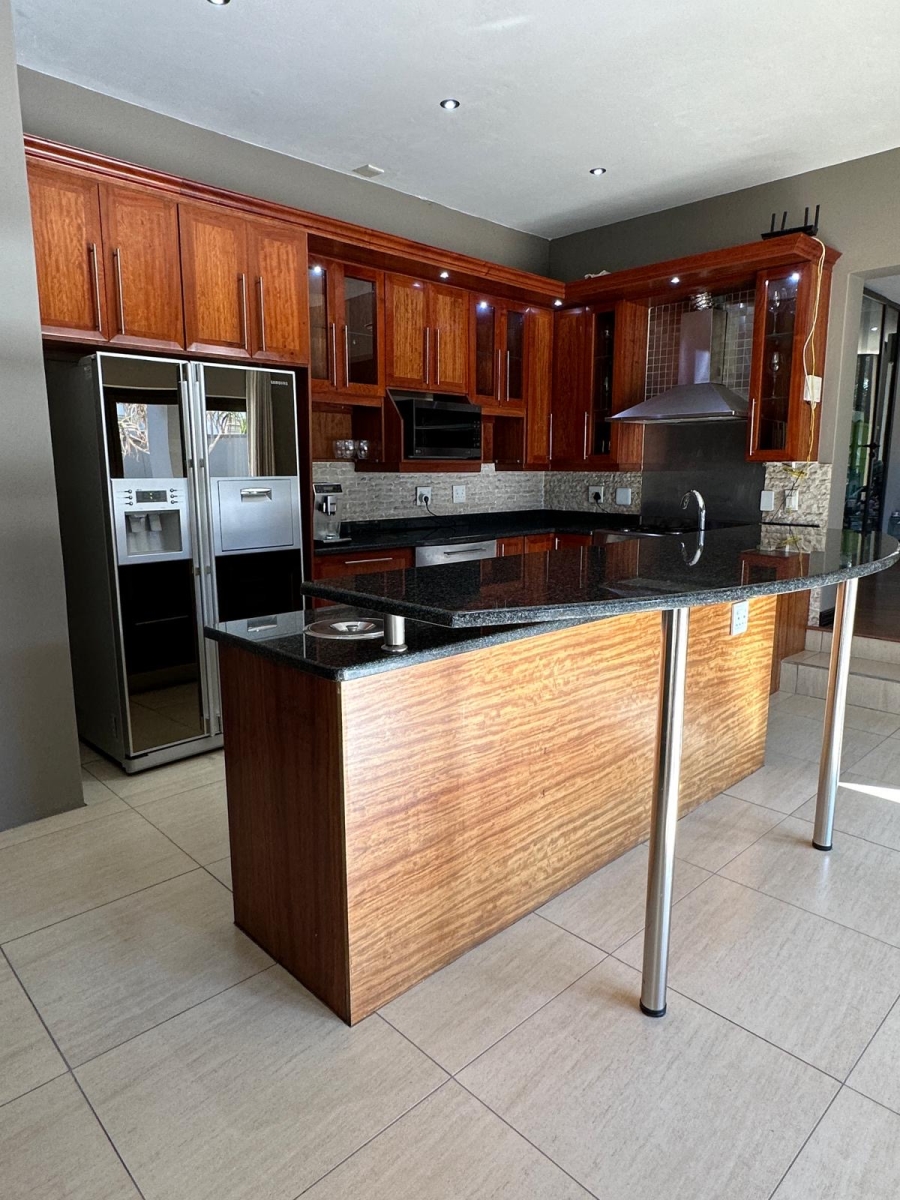 4 Bedroom Property for Sale in Midstream Estate Gauteng