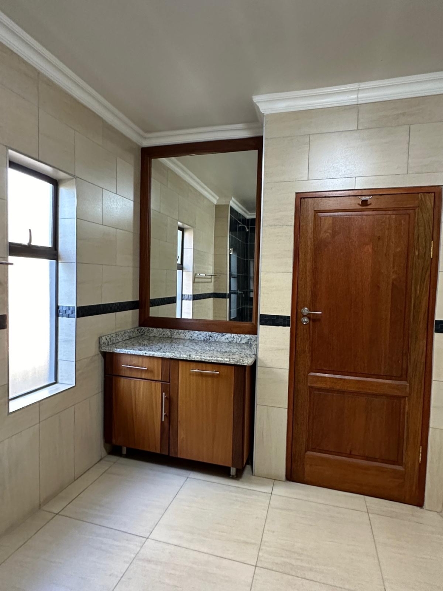 4 Bedroom Property for Sale in Midstream Estate Gauteng