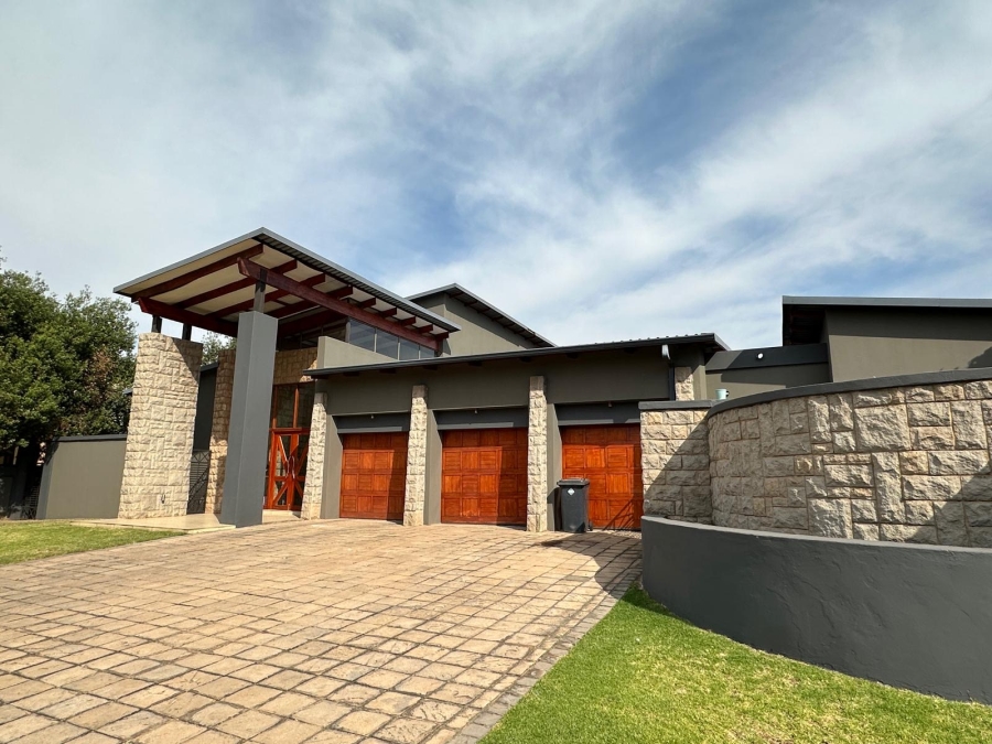 4 Bedroom Property for Sale in Midstream Estate Gauteng