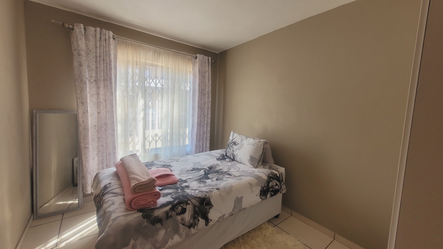 To Let 3 Bedroom Property for Rent in Germiston South Gauteng