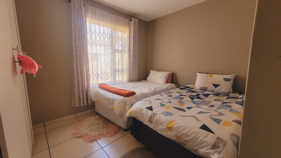 To Let 3 Bedroom Property for Rent in Germiston South Gauteng