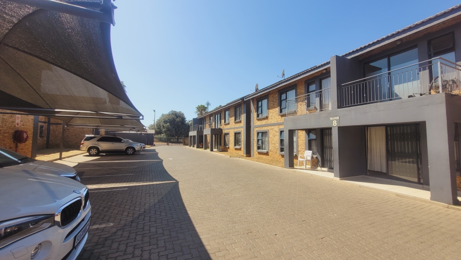 To Let 3 Bedroom Property for Rent in Germiston South Gauteng