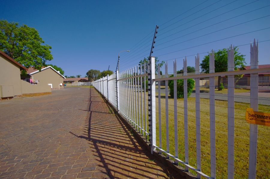 3 Bedroom Property for Sale in Parkrand Gauteng