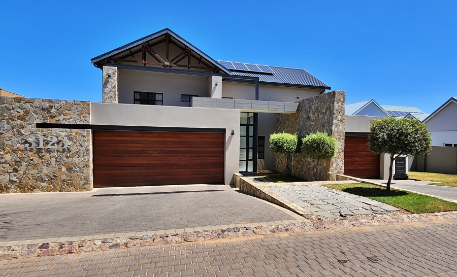 To Let 5 Bedroom Property for Rent in Waterfall Country Estate Gauteng