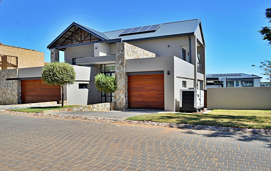 To Let 5 Bedroom Property for Rent in Waterfall Country Estate Gauteng