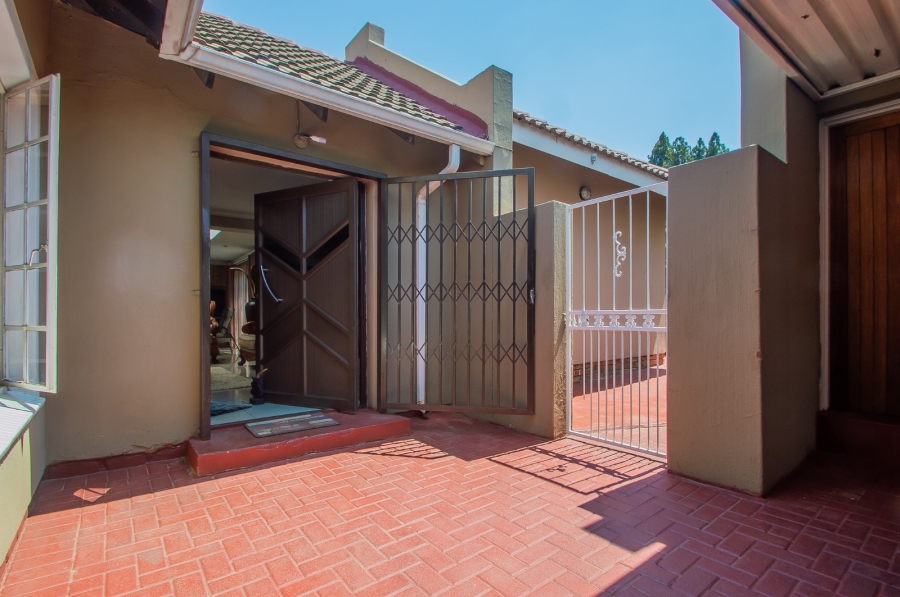 3 Bedroom Property for Sale in Florida Gauteng