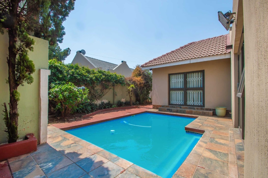 3 Bedroom Property for Sale in Florida Gauteng