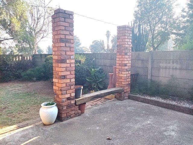 3 Bedroom Property for Sale in Struisbult Gauteng