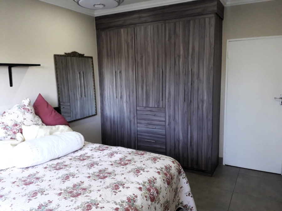 To Let 1 Bedroom Property for Rent in Waterkloof Ridge Gauteng