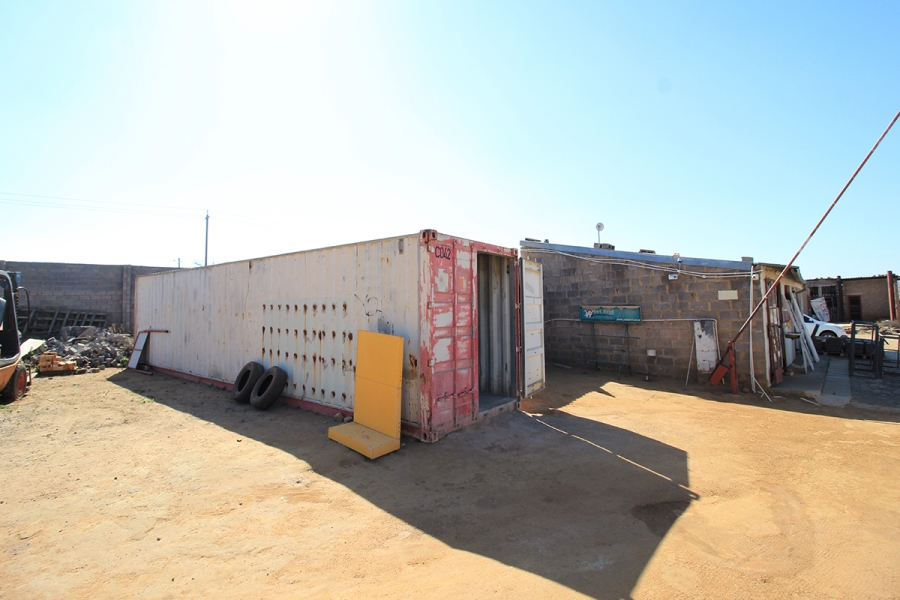 To Let commercial Property for Rent in Tshepisong Gauteng