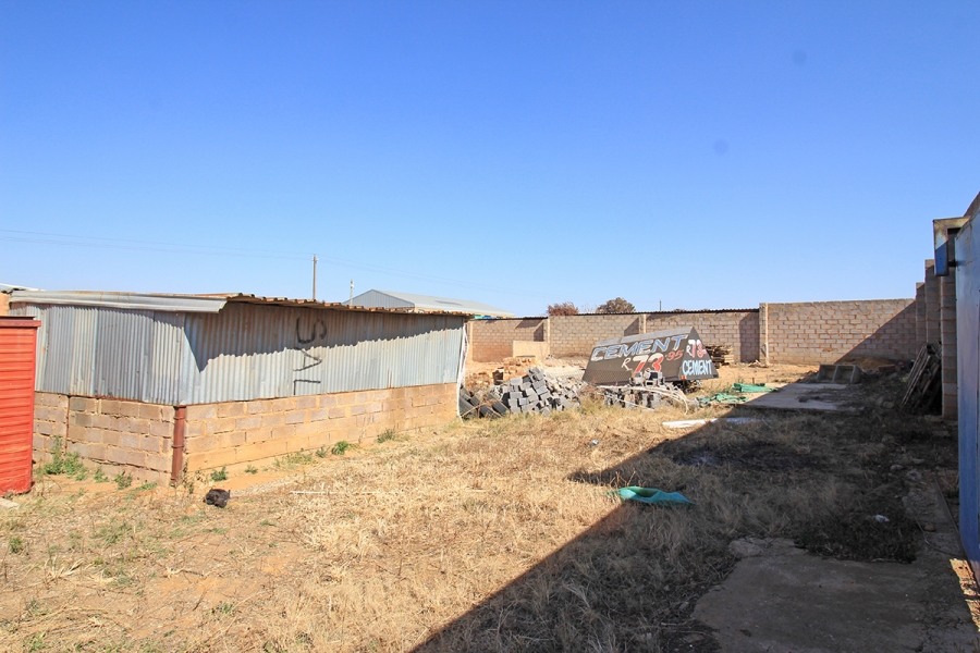 To Let commercial Property for Rent in Tshepisong Gauteng