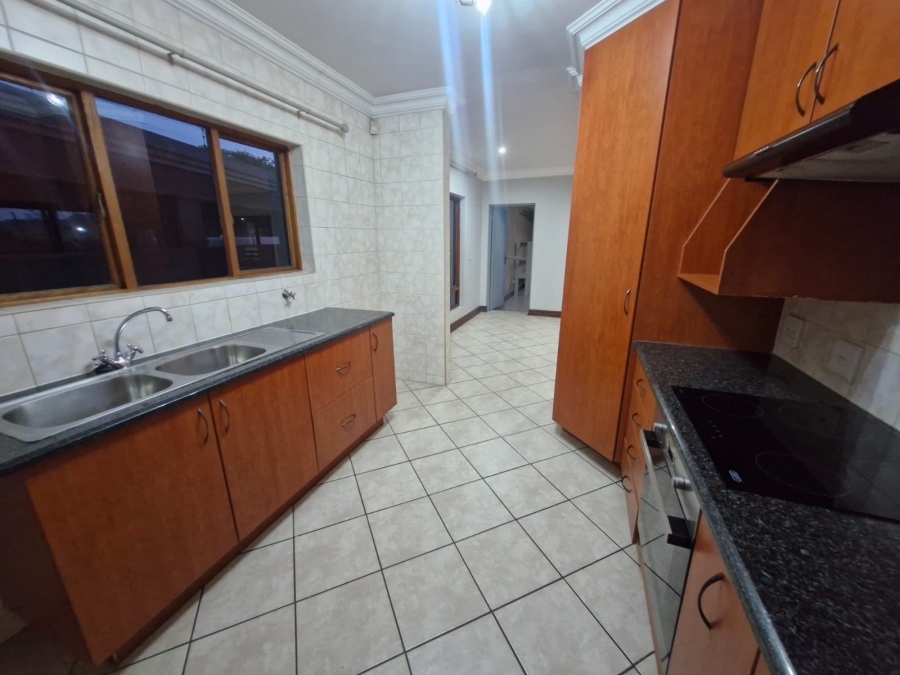 3 Bedroom Property for Sale in Kenleaf Gauteng