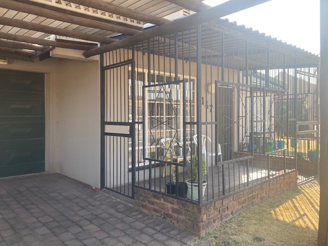 2 Bedroom Property for Sale in Brakpan North Gauteng