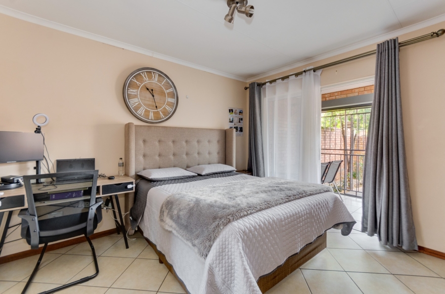 3 Bedroom Property for Sale in Noordwyk Gauteng