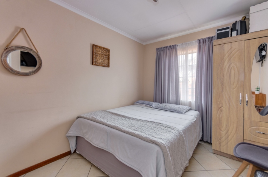 3 Bedroom Property for Sale in Noordwyk Gauteng