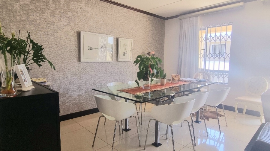 3 Bedroom Property for Sale in Halfway Gardens Gauteng