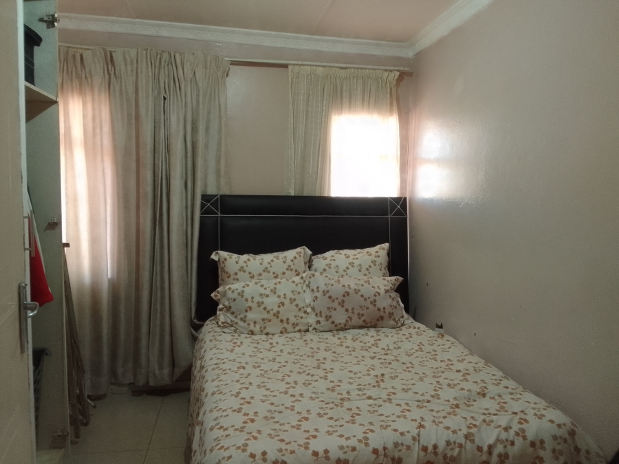 3 Bedroom Property for Sale in Lenasia Ext 10 Gauteng