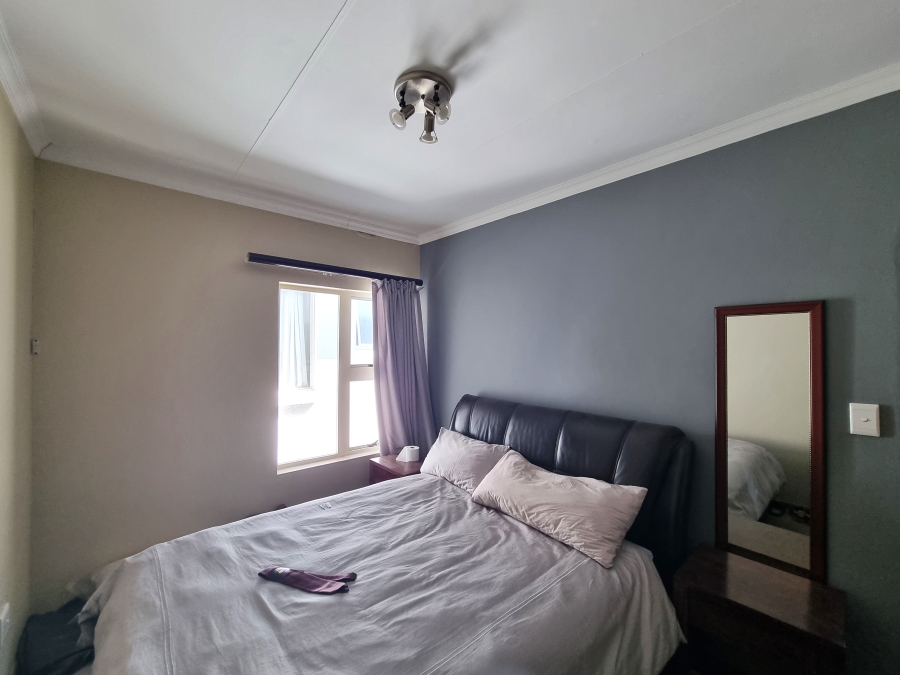 2 Bedroom Property for Sale in Noordwyk Gauteng