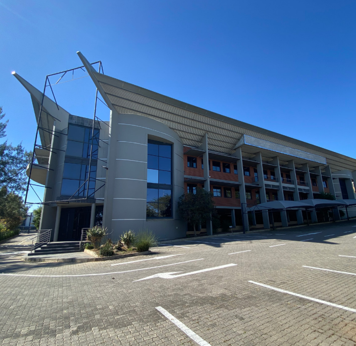 To Let commercial Property for Rent in Longmeadow Gauteng