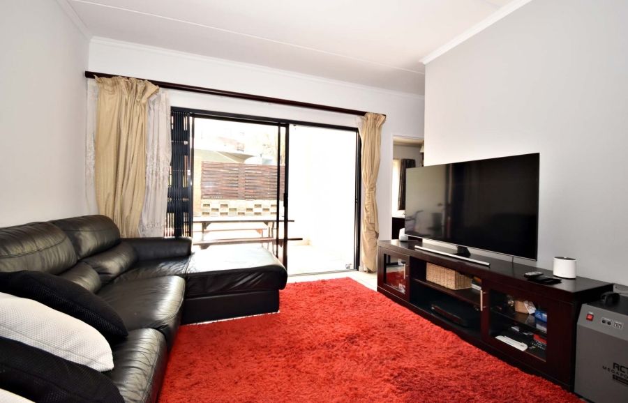 3 Bedroom Property for Sale in Olivedale Gauteng