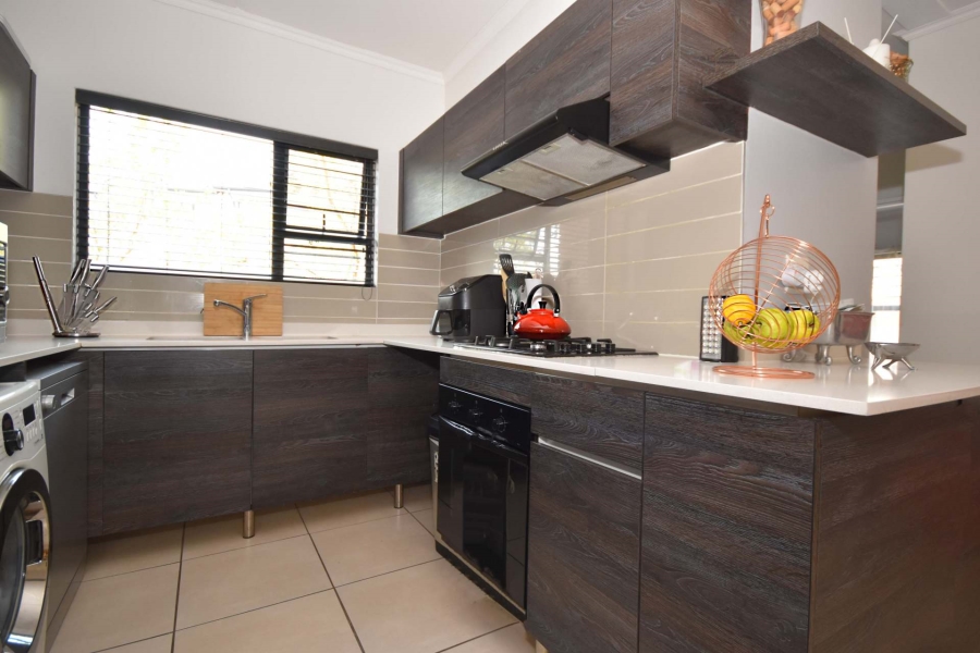 3 Bedroom Property for Sale in Olivedale Gauteng