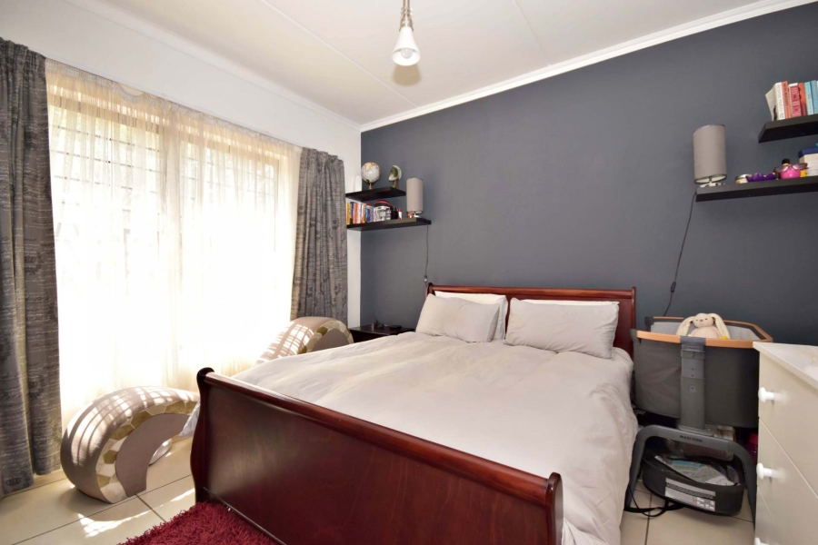 3 Bedroom Property for Sale in Olivedale Gauteng