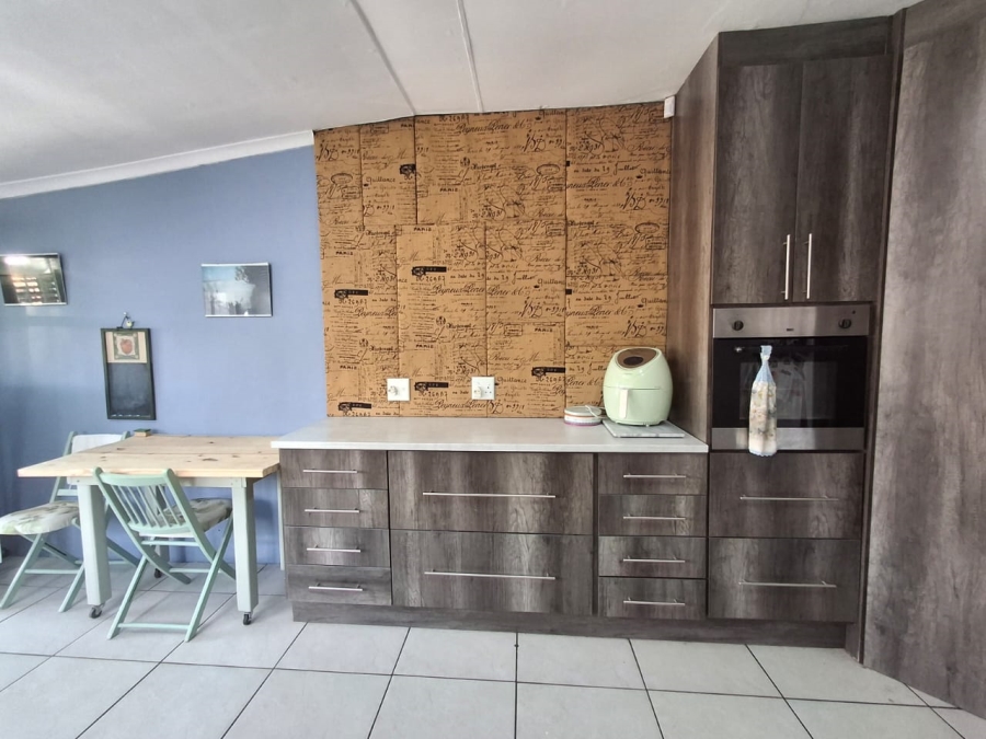 7 Bedroom Property for Sale in Van Dyk Park Gauteng